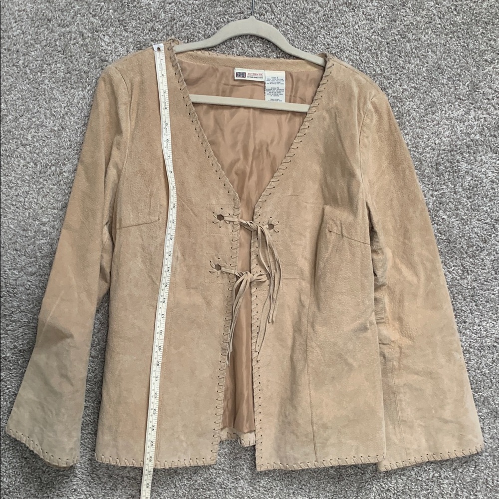Vintage Tan Genuine Suede Leather Jacket with Front Ties in Great Condition - Picture 5 of 6